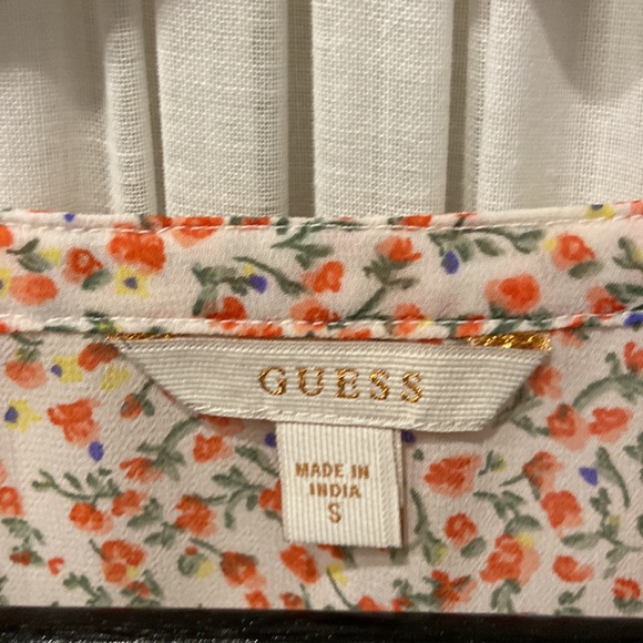 EUC Guess Three-Quarter Sleeve Peasant Top - Size Small - Picture 2 of 4